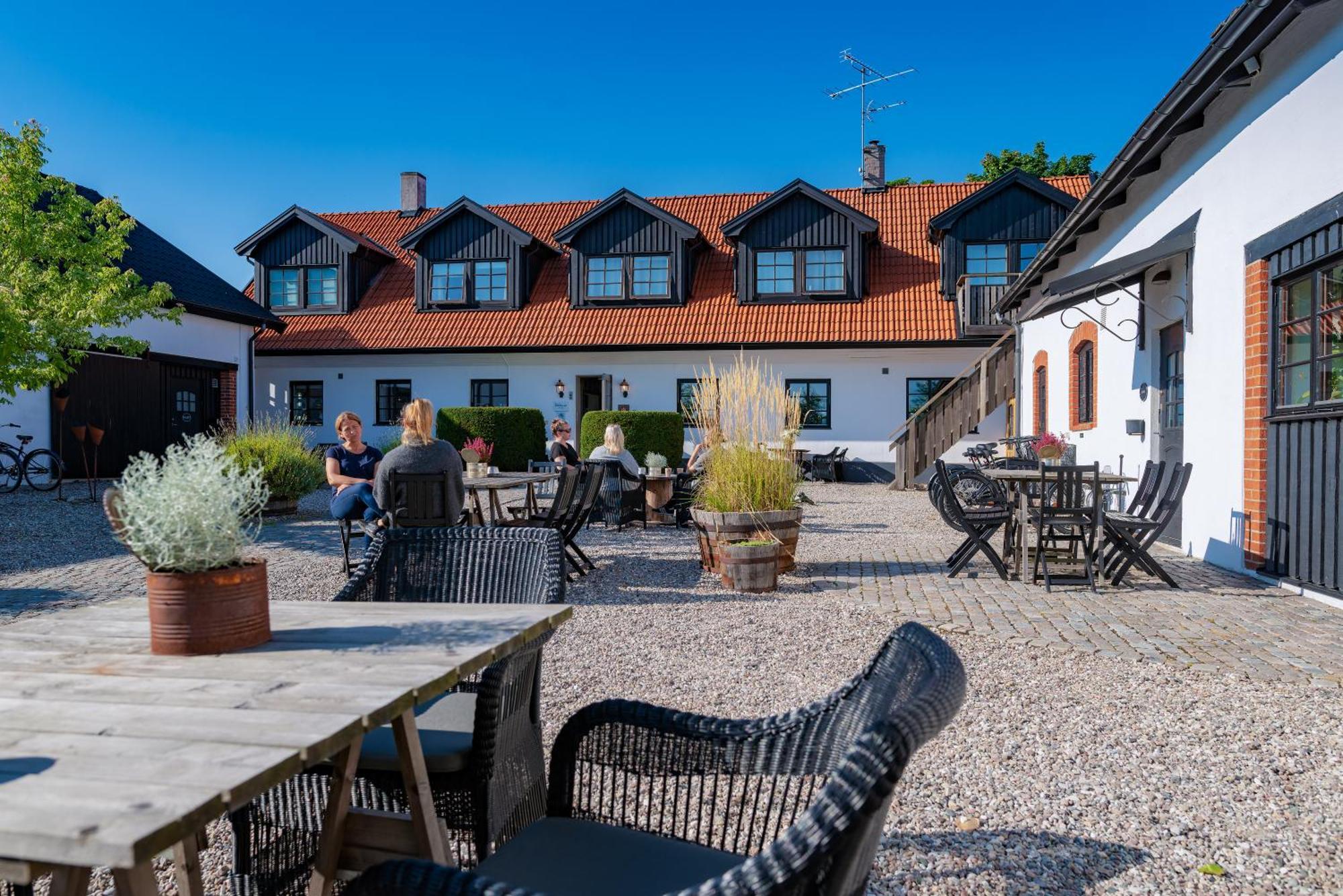 Hotell Mossbylund Abbekas Exterior photo